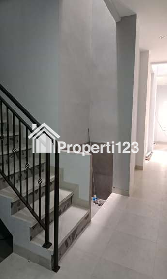 RUKO EKSLUSIF 3 LANTAI DI SAYAP JL.  RIAU-MARTADINATA BANDUNG - 8