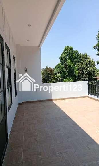 RUKO EKSLUSIF 3 LANTAI DI SAYAP JL.  RIAU-MARTADINATA BANDUNG - 10