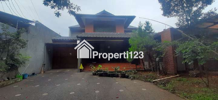 RUMAH GAYA INDUSTRIAL CLASSIC DENGAN PAVILIUN DI SAYAP Jl. IR. H. JUANDA DAGO BANDUNG - 2