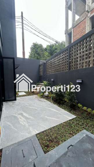 Dijual Brand New Townhouse Area Kebayoran Lama, Jakarta Selatan - 11