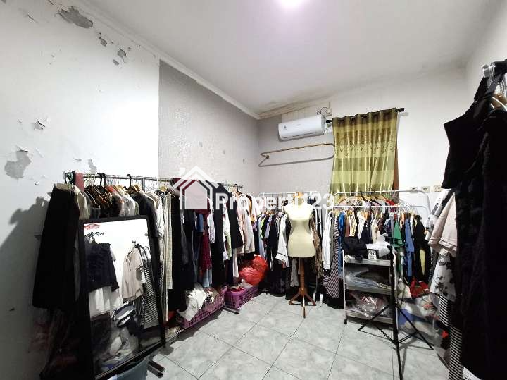 Rumah Bonus Kitchen Set Perumahan Taman Harapan Baru Bekasi - 12