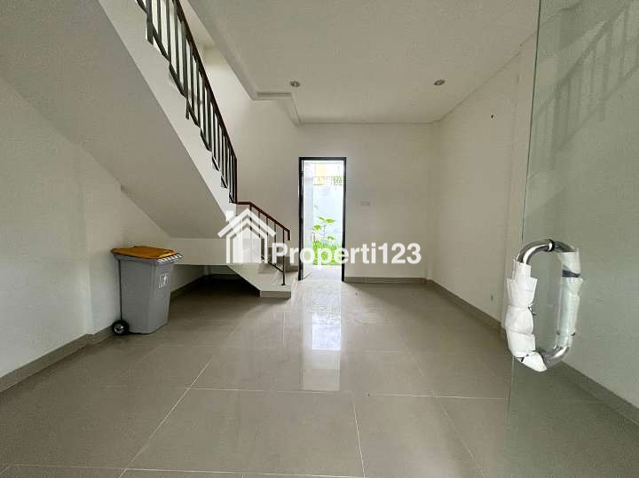 Ruko Baru Dekat Summarecon Crown Gading Harapan Indah Bekasi - 2