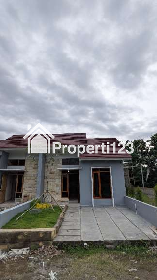 GRAHA VIP Villa Indah Pleret - 2
