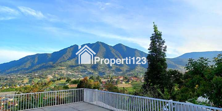 GLAMPING DAN RESTO DENGAN VIEW SPEKTAKULER DI LEMBANG BANDUNG BARAT - 11