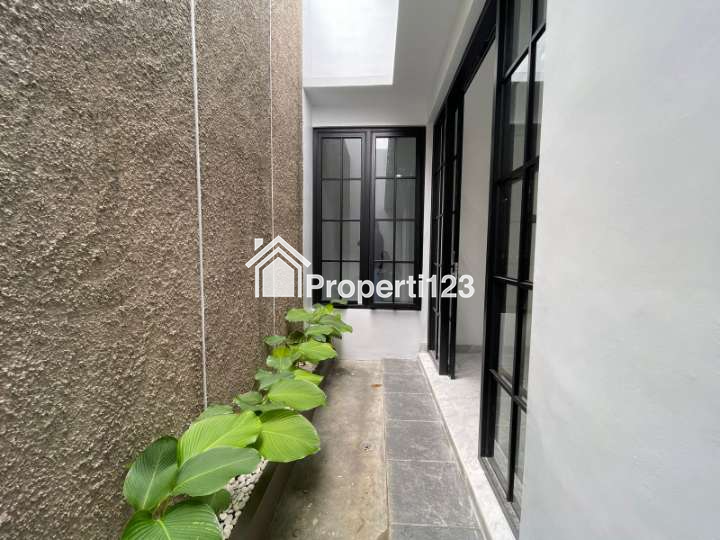 DIJUAL RUMAH BARU DALAM CLUSTER AKSES ONE GATE SYSTEM - 7