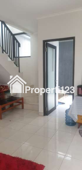 Disewakan Rumah 2 Lantai LT.60 LB.45 Fiera Grand Batavia - 2