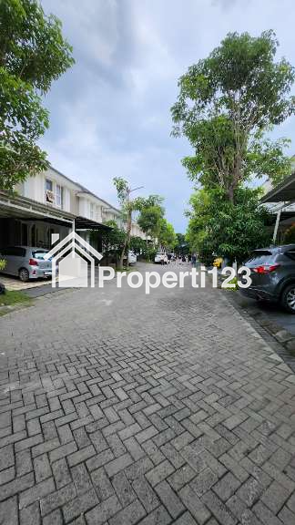 Murah Rp.1 Man Dijual Rumah Citraland Greenlake Surabaya Barat Dekat Pakuwon Mall, Sma Petra 1 - 14