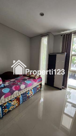 Murah Rp.1 Man Dijual Rumah Citraland Greenlake Surabaya Barat Dekat Pakuwon Mall, Sma Petra 1 - 11