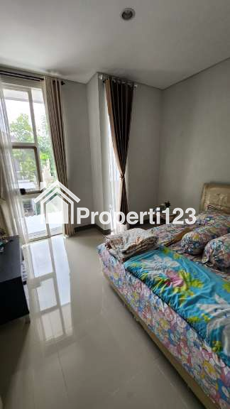 Murah Rp.1 Man Dijual Rumah Citraland Greenlake Surabaya Barat Dekat Pakuwon Mall, Sma Petra 1 - 10