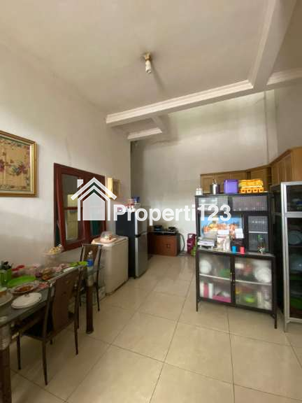 Rumah Siap Huni Klampis Semolo Surabaya Timur Bangunan Sudah Renovasi - 7