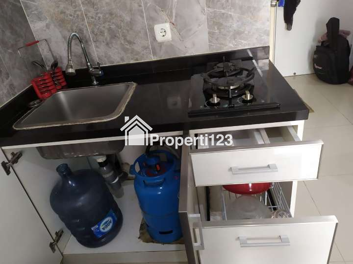di jual apartment green pramuka city - 4