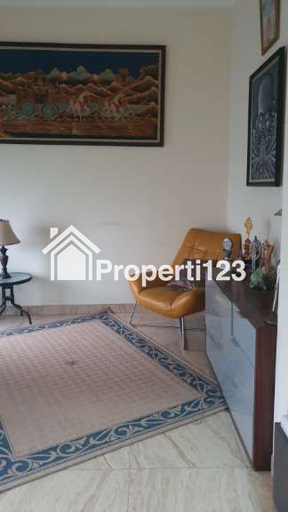 Rumah Mewah Puri Widya Utama Citraland Surabaya Barat Siap Huni - 5