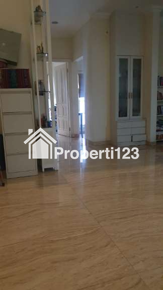 Rumah Mewah Puri Widya Utama Citraland Surabaya Barat Siap Huni - 4