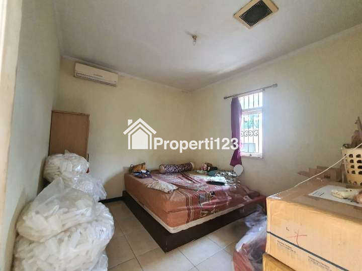 Rumah Hoek 2 Lantai Strategis Kota Harapan Indah Bekasi - 10