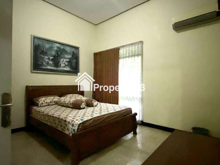 Dijual 2595 m2 Villa Jalan Pandaan - JATIM - STRATEGIS NOL Jalan RAYA  Bonus Kolam Renang , Lapangan Basket - 14