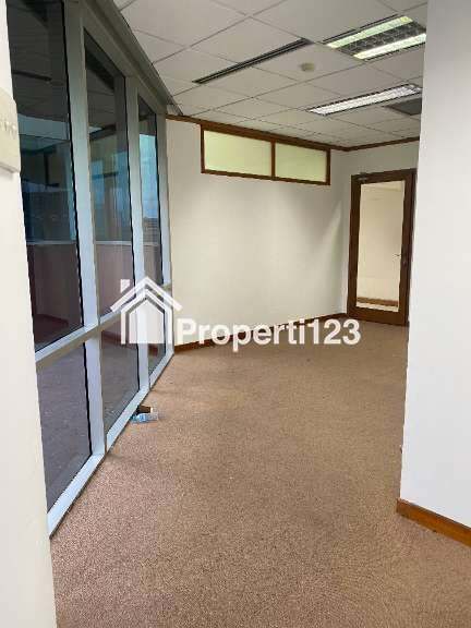 DISEWAKAN OFFICE SPACE DAERAH PANCORAN LUAS 21m2 - 6