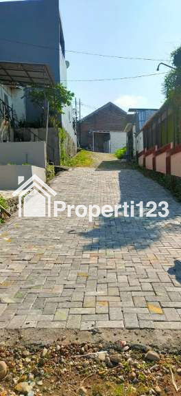 RUMAH SUPER NYAMAN LINGKUNGAN ASRI TEMBALANG SEMARANG - 3