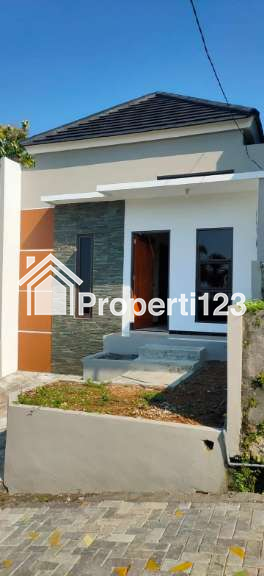RUMAH SUPER NYAMAN LINGKUNGAN ASRI TEMBALANG SEMARANG - 2