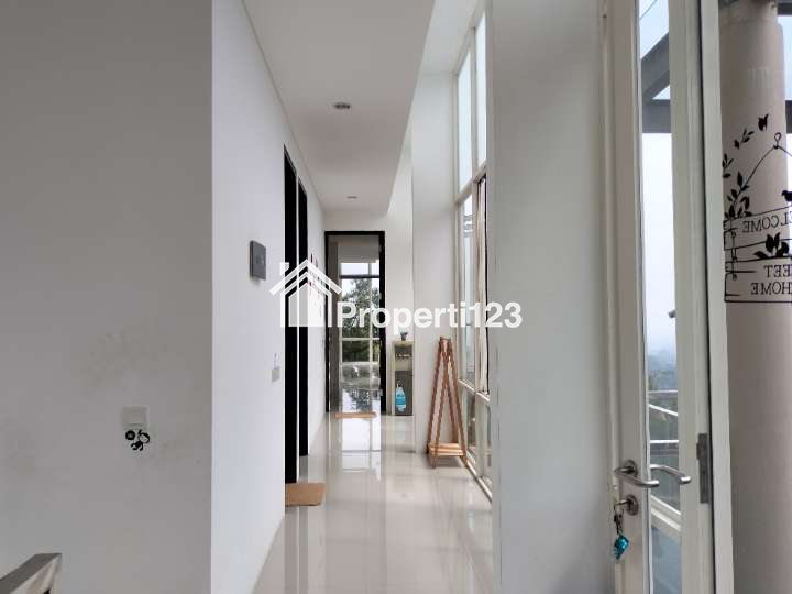 Dijual Rumah Villa Taman Dayu Sagamore Hill Pandaan Pasuruan Jatim Bonus Full Furnished Best View Gunung dan Kota Strategis dekat akses Jalan TOL - 8
