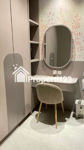 Dijual Cepat Rumah Grand Pakuwon Cluster Gladstone Surabaya Barat Full Furnish - 3