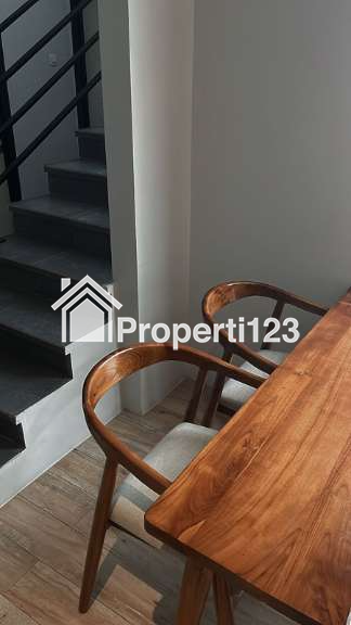 Rumah 2 Lantai Pondok Candra Sidoarjo Cluster Redwood Residence - 9