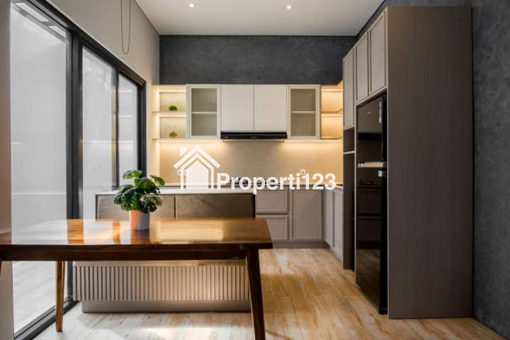 Rumah 2 Lantai Pondok Candra Sidoarjo Cluster Redwood Residence - 8