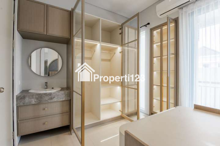 Rumah 2 Lantai Pondok Candra Sidoarjo Cluster Redwood Residence - 13