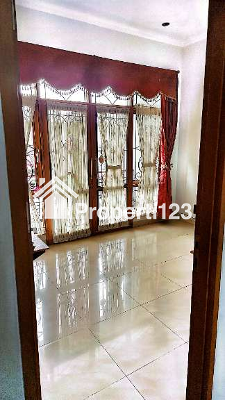 Disewakan Rumah 2 Lantai di Pusat Jakarta Senayan, Bisa untuk Kantor - 10