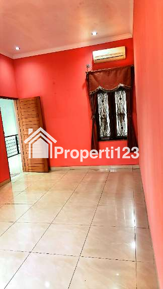 Disewakan Rumah 2 Lantai di Pusat Jakarta Senayan, Bisa untuk Kantor - 11