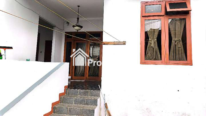 Disewakan Rumah 2 Lantai di Pusat Jakarta Senayan, Bisa untuk Kantor - 8