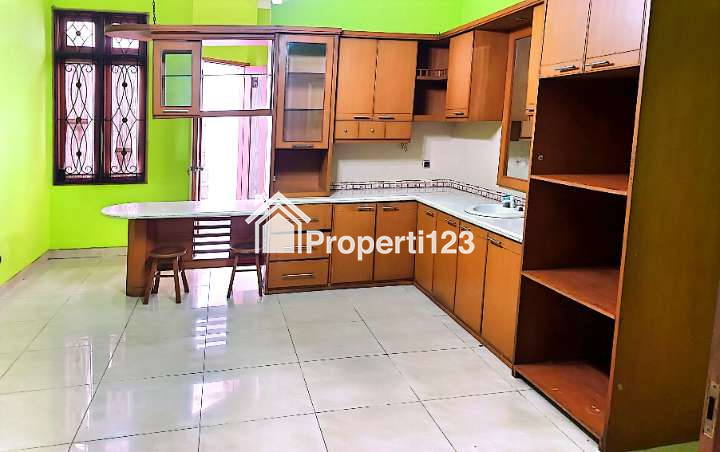 Disewakan Rumah 2 Lantai di Pusat Jakarta Senayan, Bisa untuk Kantor - 6