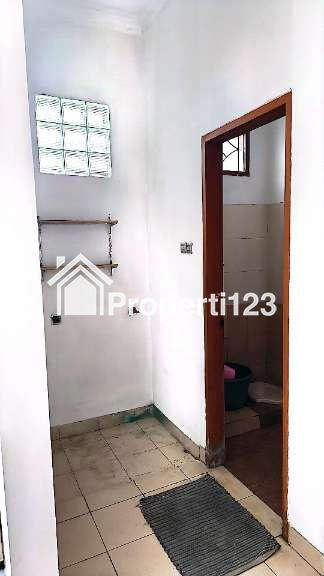 Disewakan Rumah 2 Lantai di Pusat Jakarta Senayan, Bisa untuk Kantor - 16