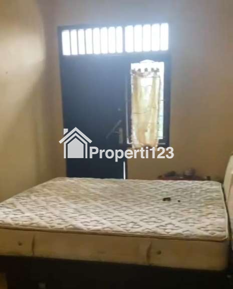 Rumah 2 Lantai Pondok Mutiara Sidoarjo Bangunan Terawat Minim Renovasi - 11