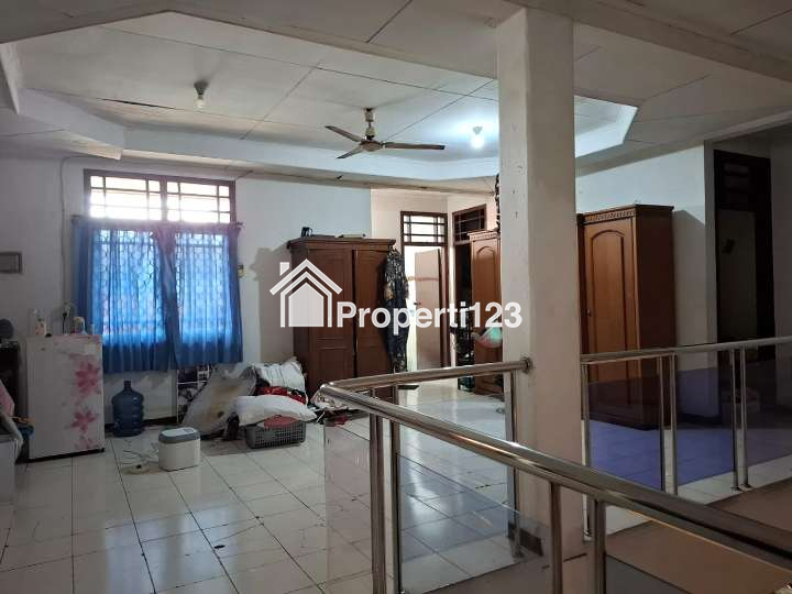 Rumah 2 Lantai Jalan Madrasah Duren Sawit Jakarta Timur - 7