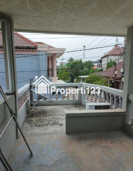 Dijual Rumah Hook 2lt Dalam Komplek di Sukatani - 5