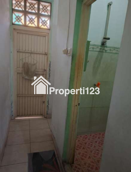 Dijual Rumah Hook 2lt Dalam Komplek di Sukatani - 6