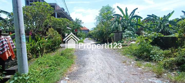 Dijual tanah di jalan Tantular Renon Denpasar - 2