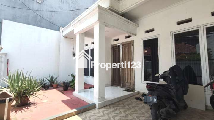 Rumah Siap Huni 3 Kamar Tidur Harapan Indah 1 Bekasi - 2