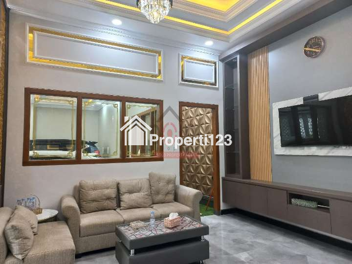 Rumah Mewah Modern 2 Lantai Full Furnished dalam Perumahan Cluster Elite Solo Baru - 7