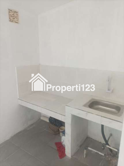 Rumah baru selesai FULL RENOVASI depan taman bermain dan pos gate cluster - 5