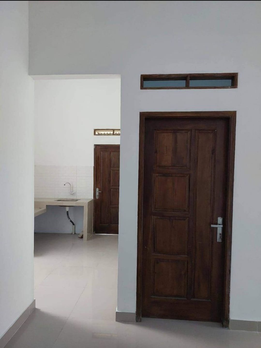 RUMAH HOOK PINTU SAMPING SIRKULASI OKE - 8