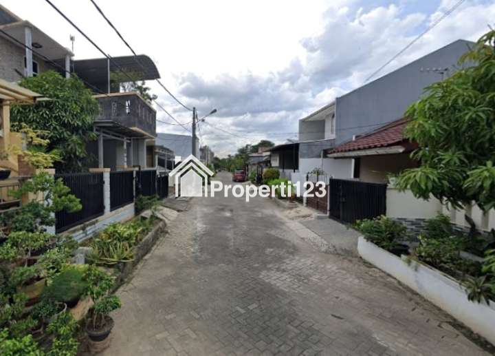 Rumah Tua Hitung Tanah Harapan Indah 1 Bekasi - 4