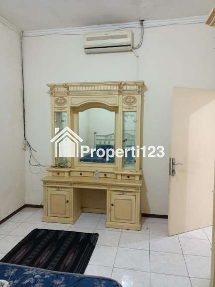 Dijual Rumah Semi Furnished di Jalan Lebak Rejo Surabaya Utara - 5