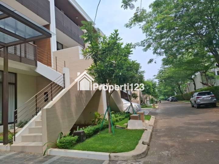 Rumah Mewah Morizen Residence Summarecon Medan Satria Bekasi - 8