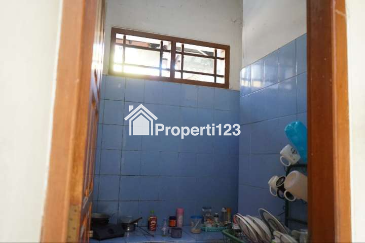 Kost Aktif Full Penghuni Lokasi Strategis dekat Kampus dan Sekolah Negeri Ternama di Kota Solo - 9