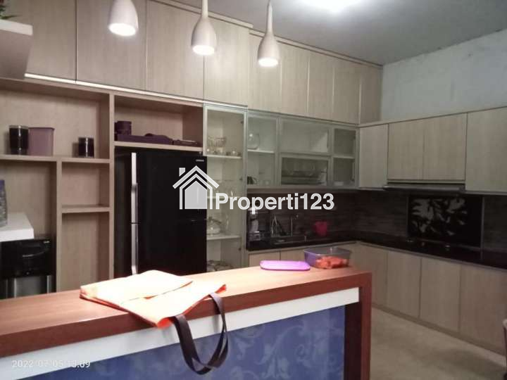 Rumah Mewah 2 Lantai dalam Perumahan Cluster Elite di Gentan Baki Sukoharjo - 9