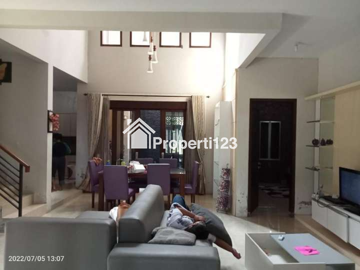 Rumah Mewah 2 Lantai dalam Perumahan Cluster Elite di Gentan Baki Sukoharjo - 10