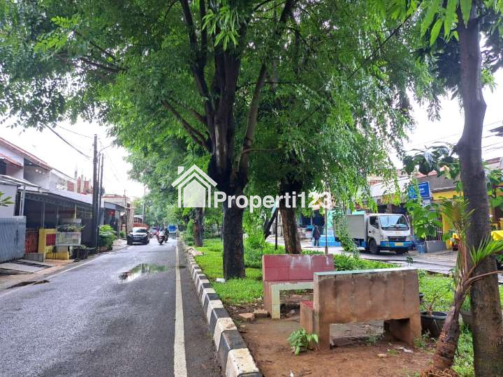 Rumah Cocok Untuk Usaha Aneka Elok Penggilingan Jakarta Timur - 13