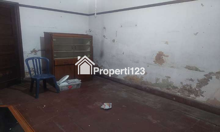 RUMAH KOLONIAL HITUNG TANAH DI PUSAT KOTA BANDUNG - 6