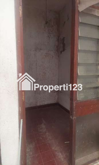 RUMAH KOLONIAL HITUNG TANAH DI PUSAT KOTA BANDUNG - 9